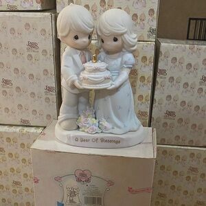 Precious Moments a year of blessings